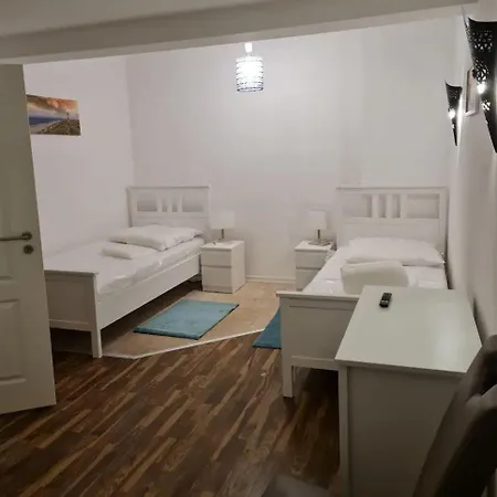 Fewo-am-alten-bahnhof Hébergement de vacances Tangerhutte